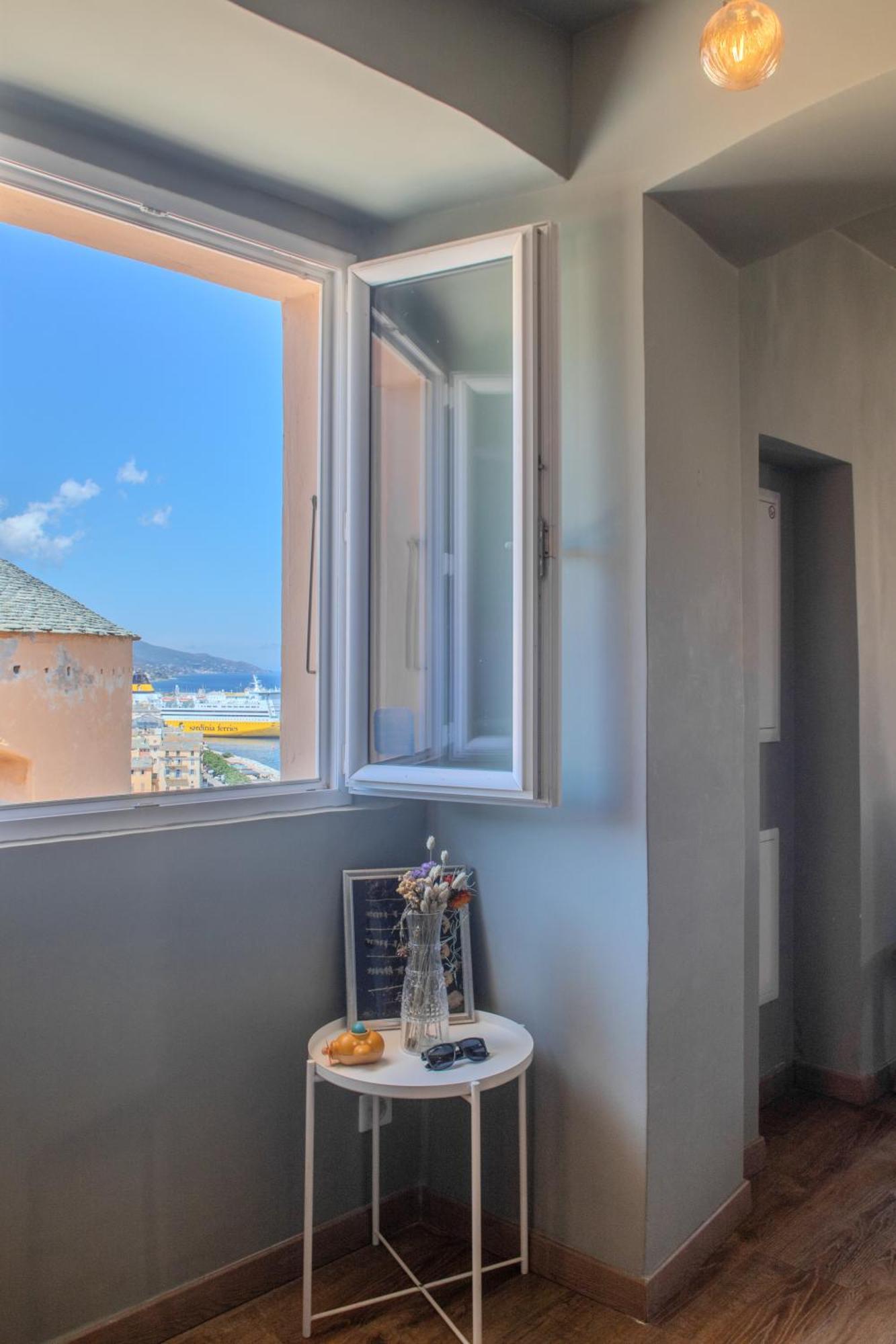 Casa Mantinum Au Coeur De La Citadelle Bastia (Corsica) Exterior photo